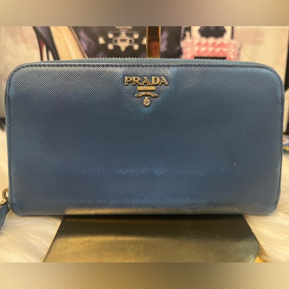 Prada Blue Long Saffiano Leather Wallet in Zippy Closure - Picture 1 of 10